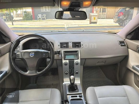 NOBLEDEN DEĞİŞENSİZ S40