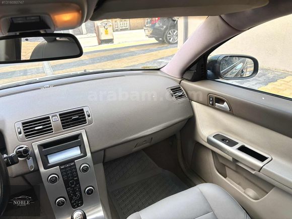 NOBLEDEN DEĞİŞENSİZ S40