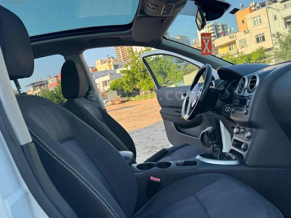 İLK EL QASQAİ CAM TAVANLI 132 BİNDE