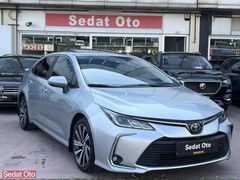 2022 COROLLA 1.5 FLAME X-PACK SUNROOF 96.000KM'DE %20KDV