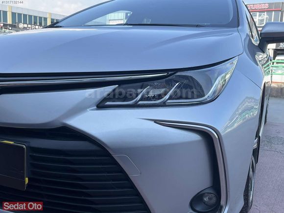 2022 COROLLA 1.5 FLAME X-PACK SUNROOF 96.000KM'DE %20KDV