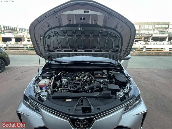 2022 COROLLA 1.5 FLAME X-PACK SUNROOF 96.000KM'DE %20KDV
