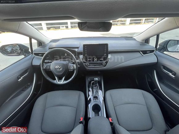 2022 COROLLA 1.5 FLAME X-PACK SUNROOF 96.000KM'DE %20KDV