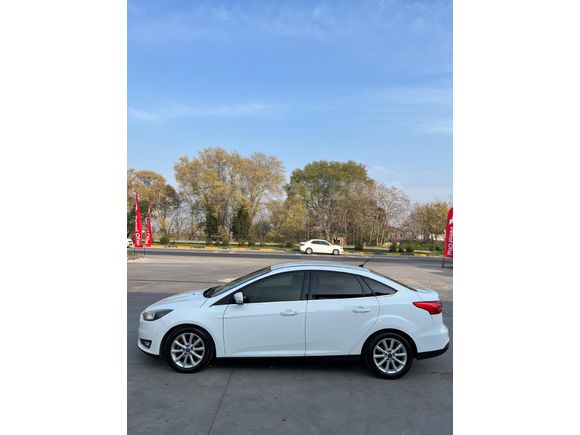 Sahibinden Ford Focus 1.6 TDCi Titanium 2015 Model