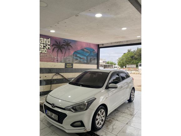 Sahibinden Hyundai i20 1.4 CRDi Jump 2019 Model Edirne 120.000 km Beyaz