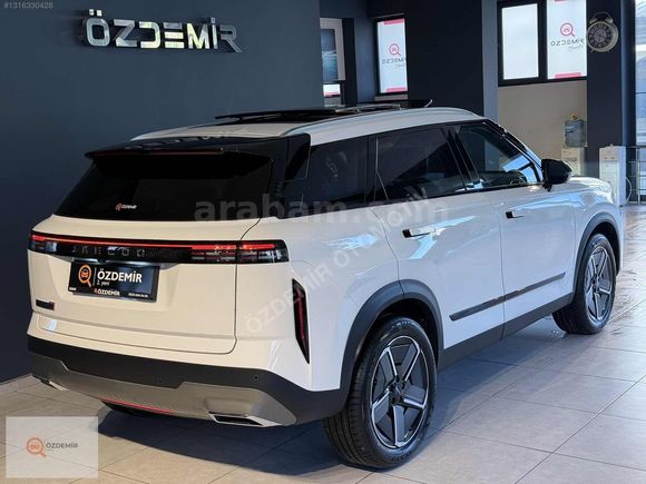 ÖZDEMİR''2026 JAECOO J7 EVOLVE 4X2 1.6 DCT 6100 KM BOYASIZ