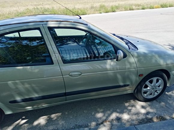 Sahibinden Renault Megane 1.6 Alize 2004 Model