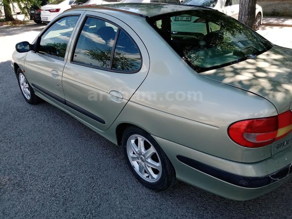 Sahibinden Renault Megane 1.6 Alize 2004 Model