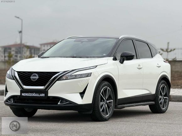 YENİ KASA Qashqai 1.3 DIG-T MHEV SKYPACK 4x4 HATASIZ