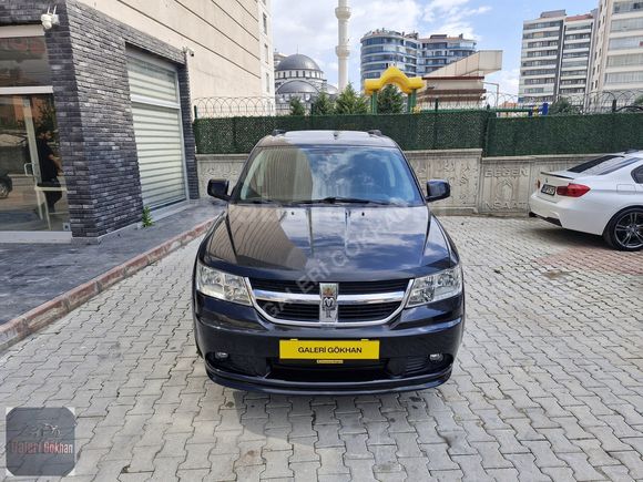 GALERİ GÖKHAN'DAN DODGE JOURNEY TRAMERSİZ YENİ BAKIM FULL DOLU