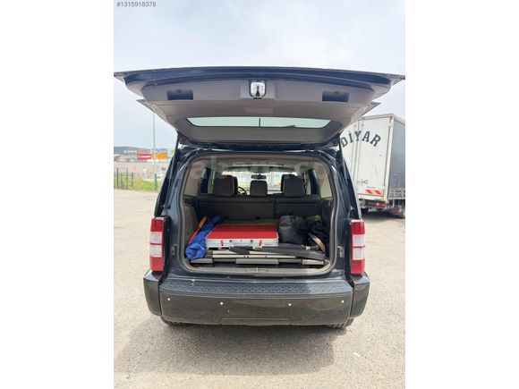 ÖZÇABA'DAN 2008 MODEL DODGE NİTRO 2.8 CRD 4X4 SXT OTOMATİK
