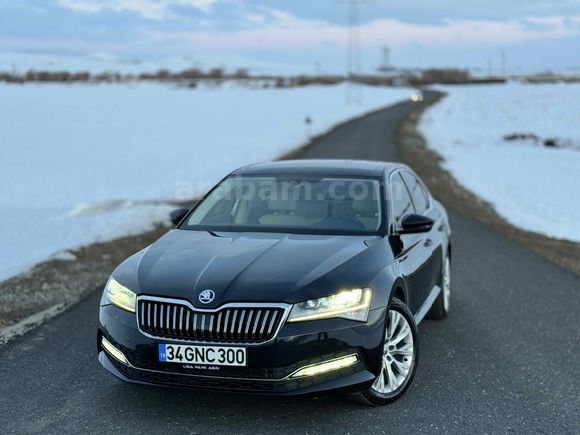 Sahibinden Skoda SuperB 1.5 TSI Prestige 2023 Model 