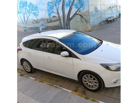 Sahibinden Ford Focus 1.6 TDCi Titanium 2012 Model   Beyaz