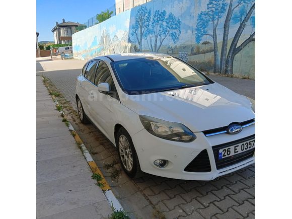 Sahibinden Ford Focus 1.6 TDCi Titanium 2012 Model   Beyaz