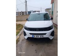 Sahibinden Peugeot Rifter 1.5 BlueHDI Allure 2025 Model
