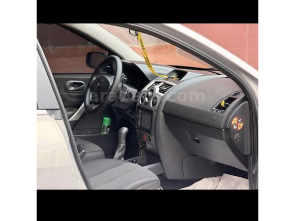 Sahibinden Renault Megane 1.6 Authentique 2005 Model
