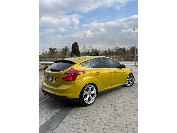 Sahibinden Ford Focus 1.6 Ti-VCT Titanium X 2012 Model  305.000 km LASMAN Renk