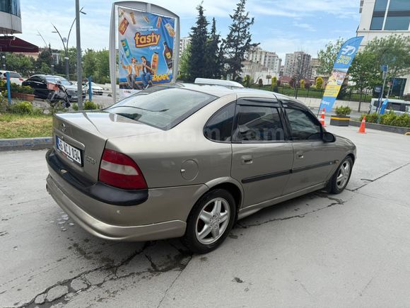 Sahibinden Opel Vectra 2.0 CD 1996 Model