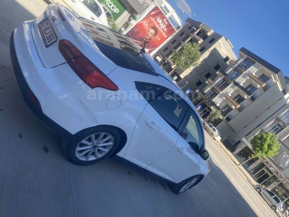 MEMURDAN 2017 Ford Focus 1.6 FULL PAKET TDCi Titanium……ACİLL son fiyat