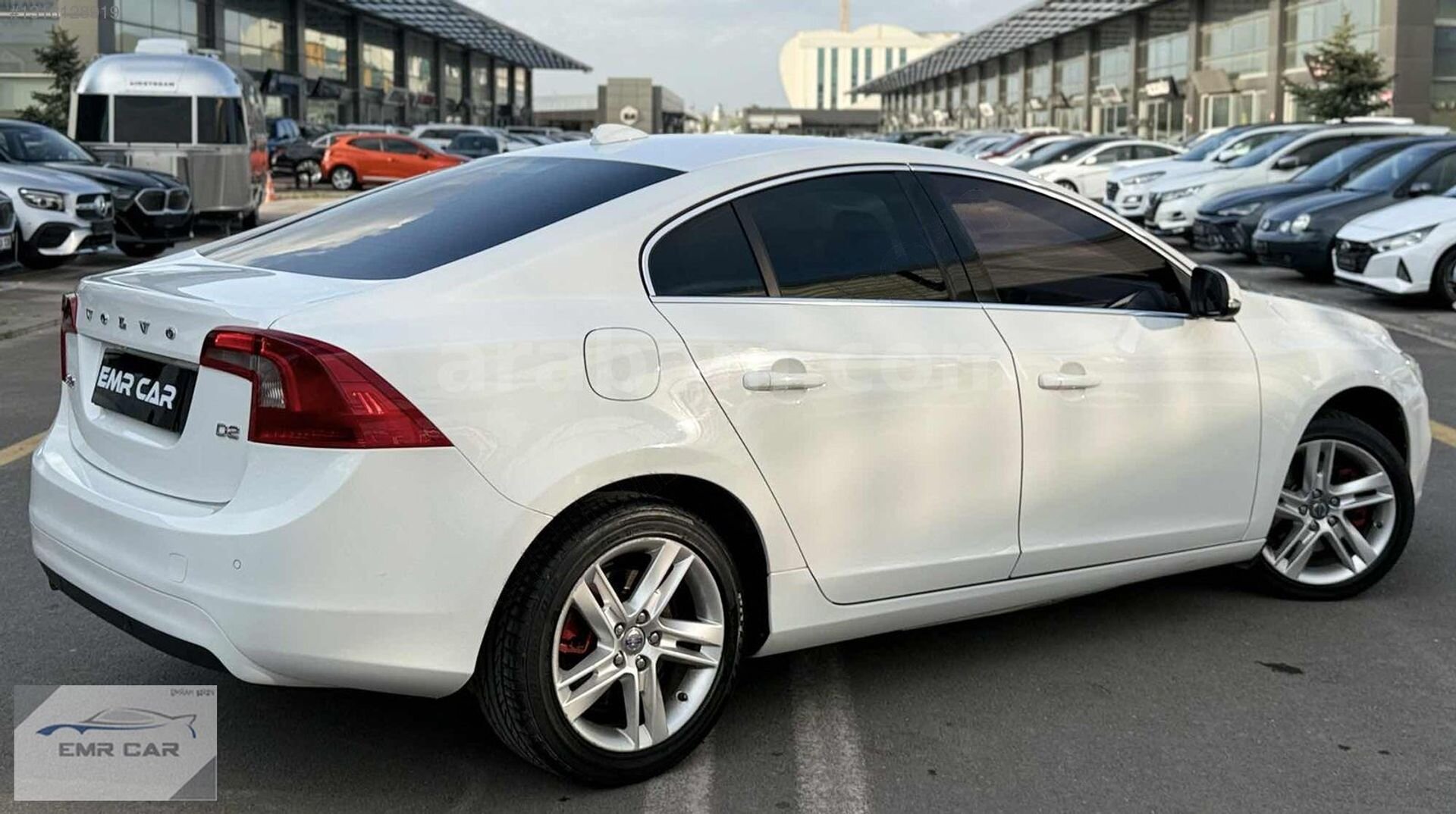 Galeriden Volvo S60 1.6 D Advance 2014 Model Ankara 320.000 km Beyaz 4