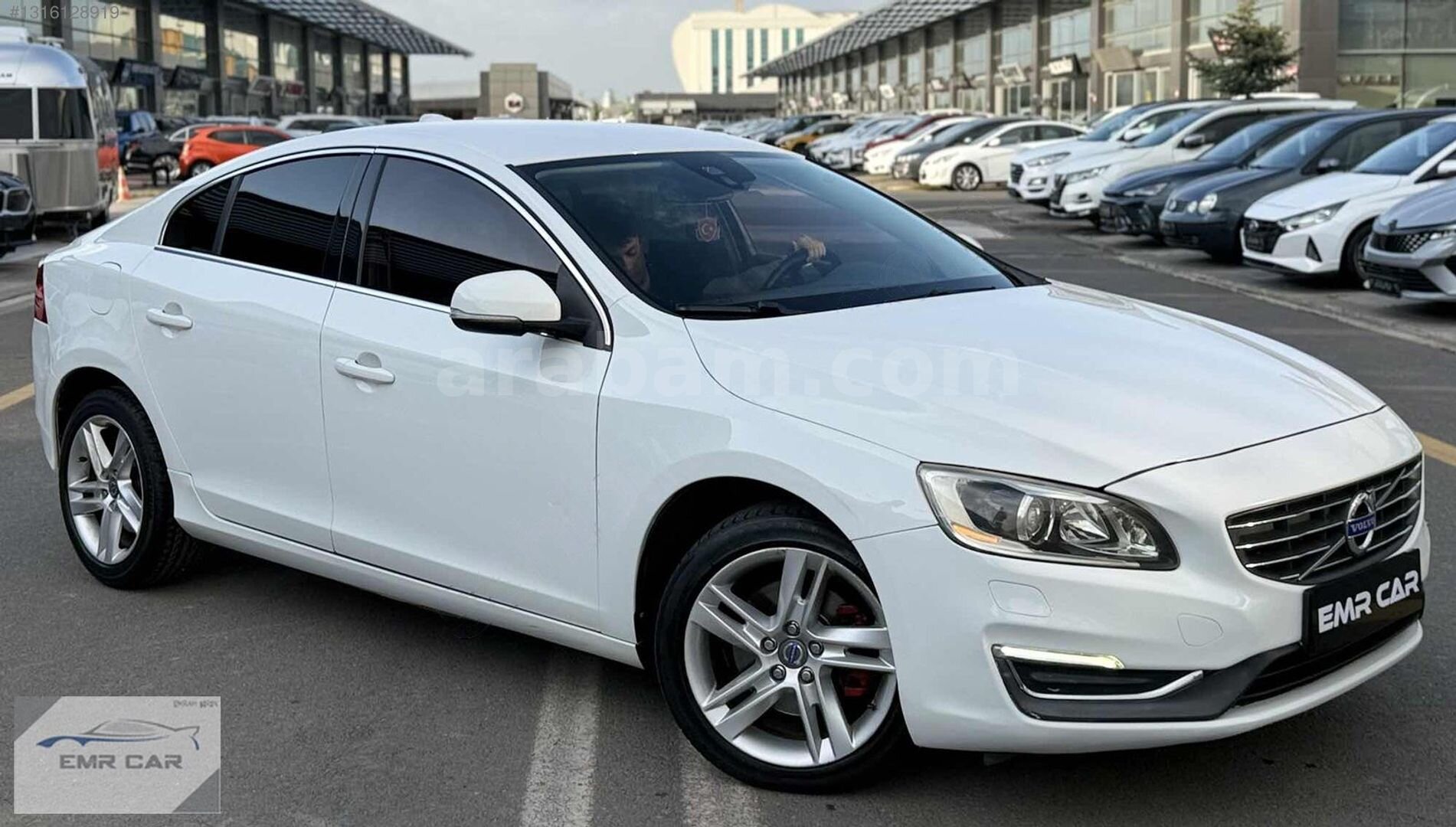 Galeriden Volvo S60 1.6 D Advance 2014 Model Ankara 320.000 km Beyaz 1