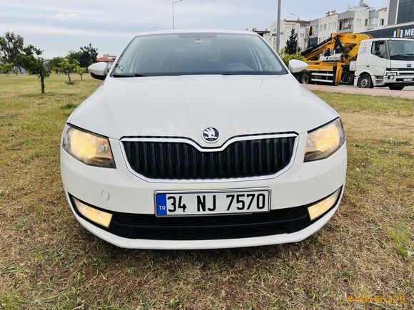 OTOMATİK OCTAVİA