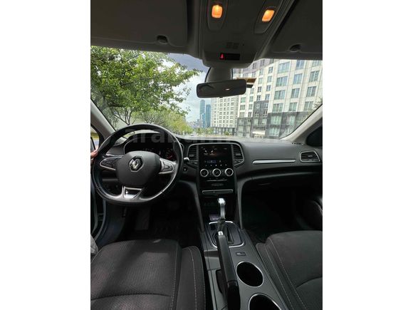 Sahibinden Renault Megane 1.5 Blue DCI Touch 2021 Model 