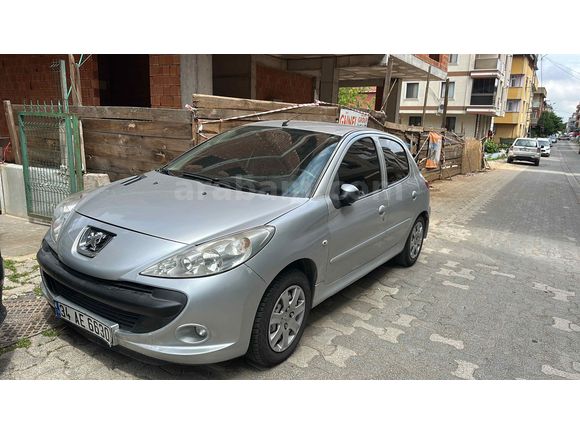 Sahibinden Peugeot 206+ 1.4 HDi Comfort 2011 Model 