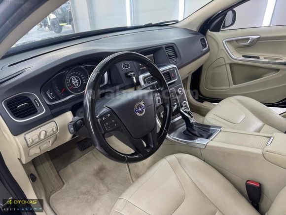 2015 MODEL Volvo S60 1.6 D D2 Premium Powershift - 115 HP