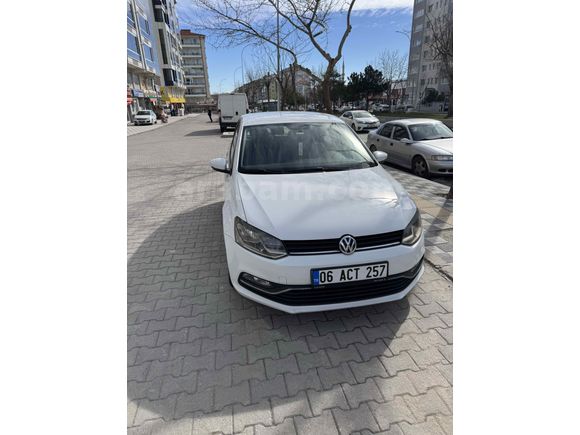 Volkswagen Polo 1.4 TDi Comfortline 2016 Model 