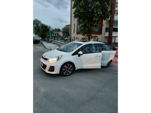 Sahibinden Kia Rio 1.4 CRDi Concept Plus 2015 Model
