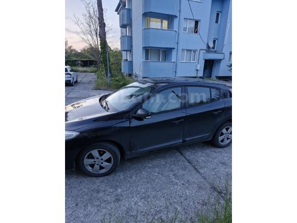 Sahibinden Renault Megane 1.5 dCi Expression 2012 Model