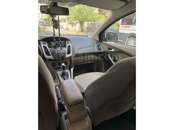 Sahibinden Ford Focus 1.6 Ti-VCT Style 2013 Model 