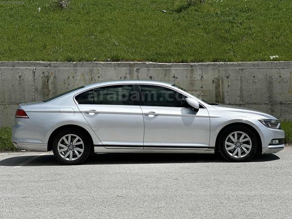 // ÜNLÜ // 2015 MODEL PASSAT 1.6 TDI MANUEL BAKIMLI