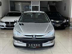 Orjinal 250.000km de 1.6 XT 2002 206 motor yürüyen kusursuz kalitenin adresi LUSSO GALLERIA güvencesi ile sizlerle
