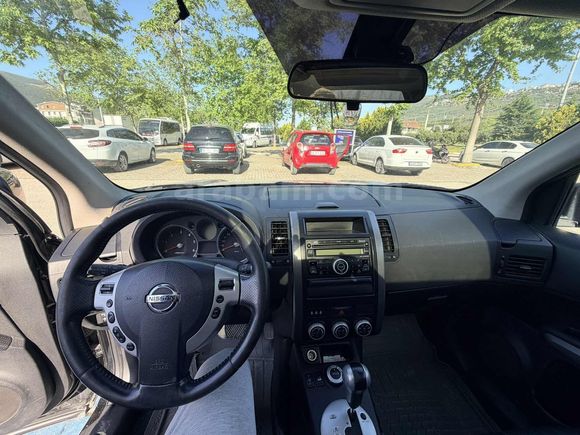 REALMOTORS'DAN 2011 X-TRAİL LE DEĞİŞENSİZ
