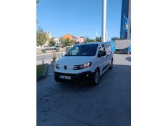 Sahibinden Peugeot Partner 1.5 BlueHDI Comfort 2024 Model