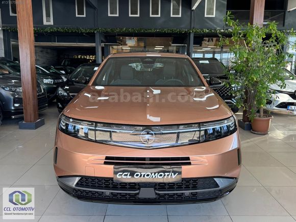 2025 OPEL GRANDLAND EDİTİON ELEKTRİKLİ CAM TAVANLI CCL A.Ş'DEN