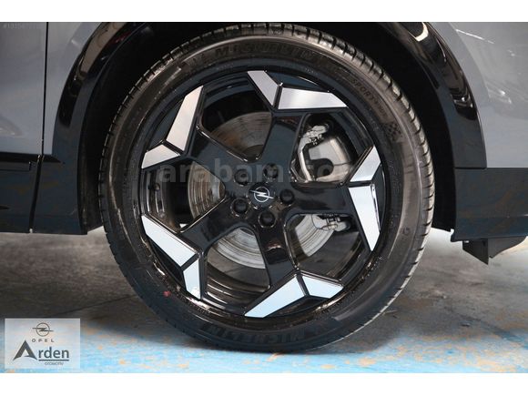 OPEL ARDEN'DEN 4X4 ÖZEL ÜRETİM 326 HP GS+ULTİMATE