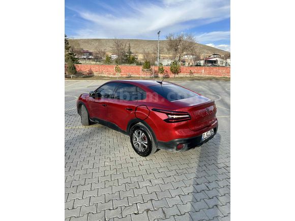 Sahibinden Citroen C4 X 1.2 PureTech Feel Bold 2023 Model 