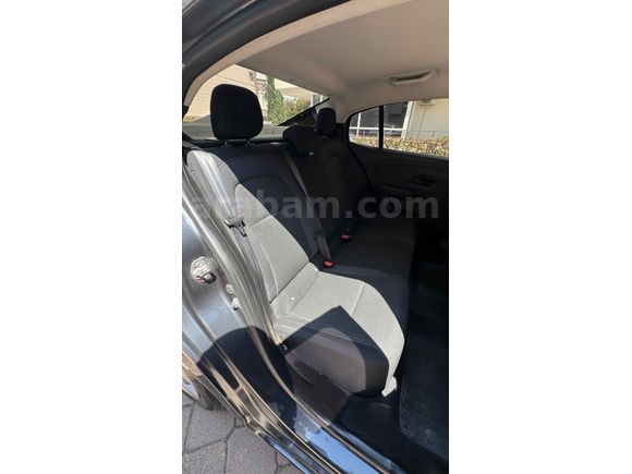 Renault Taliant 1.0 T Joy 2023 Model  