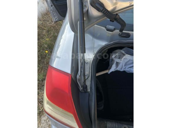 Sahibinden Renault Megane 1.5 dCi Dynamique 2005 Model 