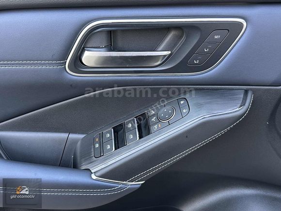BOYASIZ 27 BİN KM'DE QASHQAİ 1.3 DIG-T HEAD-UP ISITMA CAM TAVAN