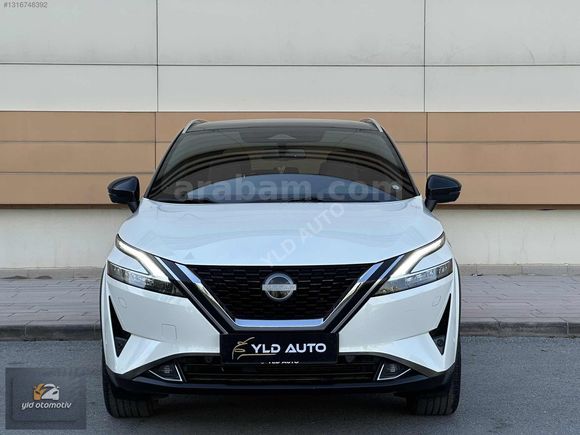 BOYASIZ 27 BİN KM'DE QASHQAİ 1.3 DIG-T HEAD-UP ISITMA CAM TAVAN