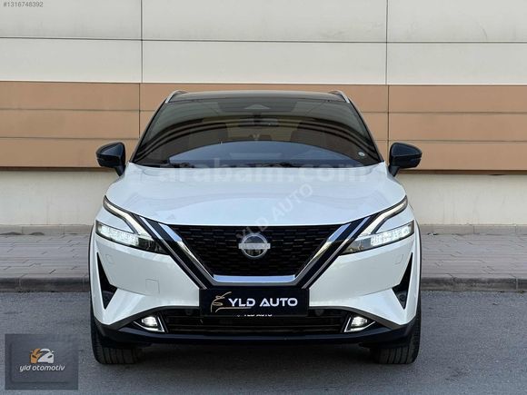 BOYASIZ 27 BİN KM'DE QASHQAİ 1.3 DIG-T HEAD-UP ISITMA CAM TAVAN