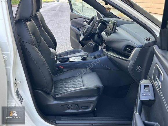 BOYASIZ 27 BİN KM'DE QASHQAİ 1.3 DIG-T HEAD-UP ISITMA CAM TAVAN