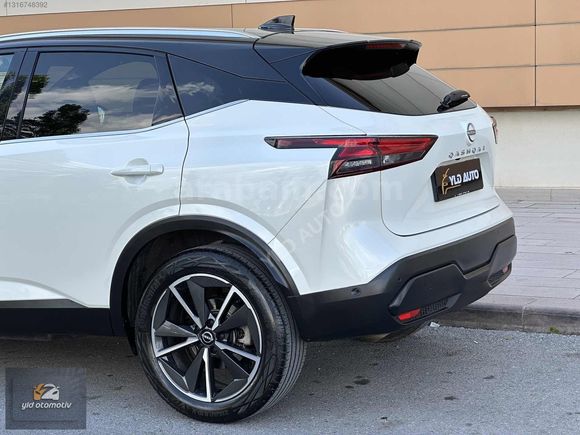 BOYASIZ 27 BİN KM'DE QASHQAİ 1.3 DIG-T HEAD-UP ISITMA CAM TAVAN