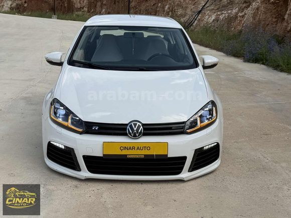 ÇINAR AUTO'DAN FUL YAPILI GOLF 6 EMSALSİZ TEMİZLİKTE