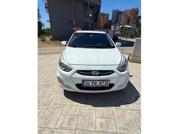 Sahibinden Hyundai Accent Blue Bakmadan Geçme Temiz Bakımlı Aile Arabası