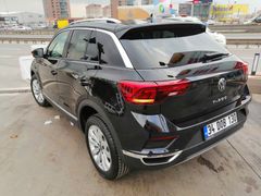 Sahibinden Volkswagen T-Roc 1.5 TSI Highline 2020 Model İstanbul 90.000 km Siyah